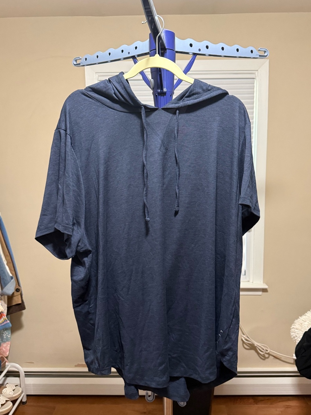 EUC Lane Bryant Livi Active Hooded Short Sleeve Tee - Navy